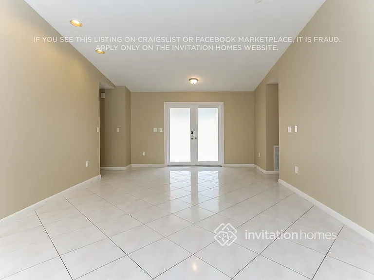 20028 NW 64th Pl — Photo 5