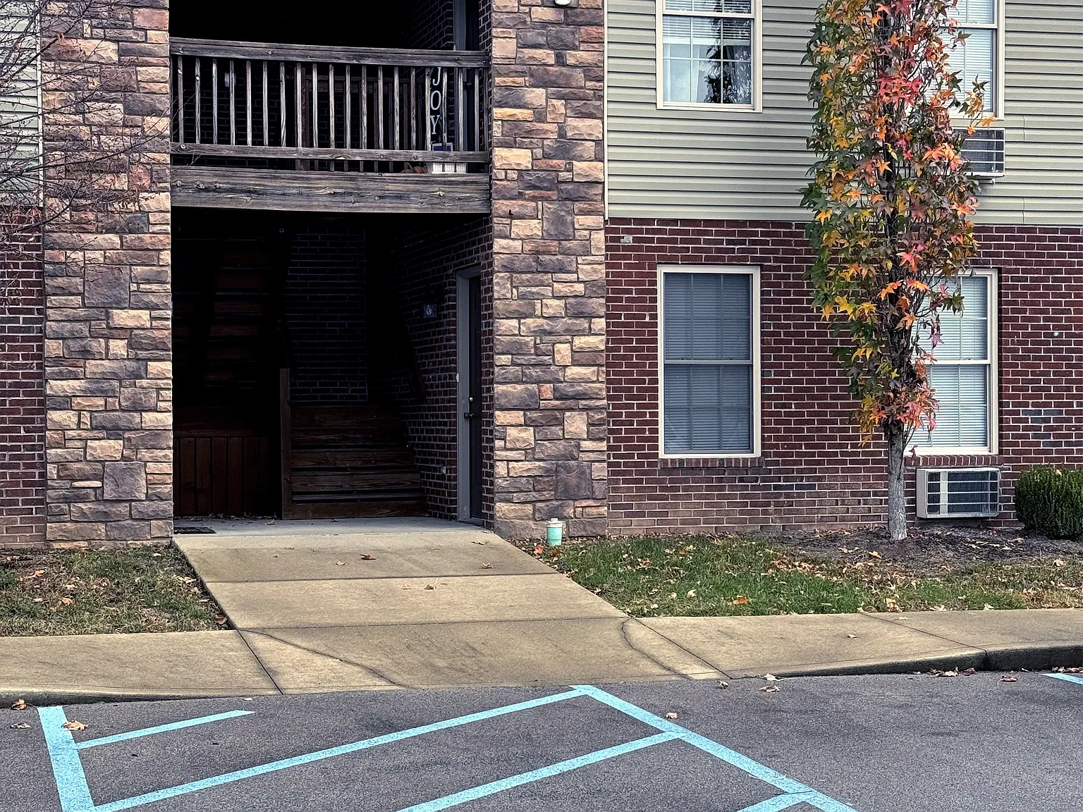 Richmond Green Apartments — Photo 1