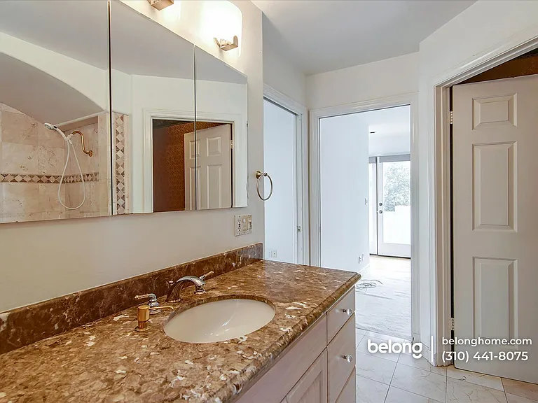 8527 Wonderland Ave — Photo 41