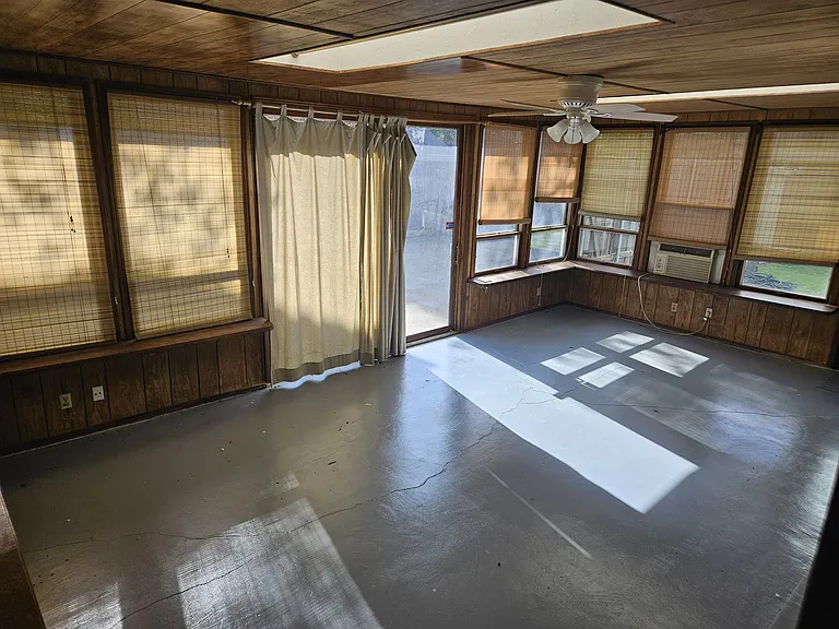 3313 Marquette St — Photo 12