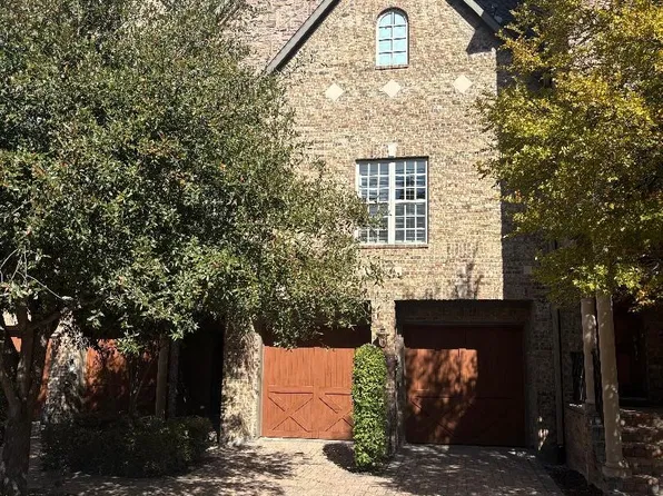 563 Rockingham Dr, Irving, TX 75063