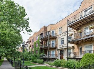 4635 N Malden St APT 1S, Chicago, IL 60640