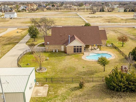 2nd image of 13413 Willow Creek Dr