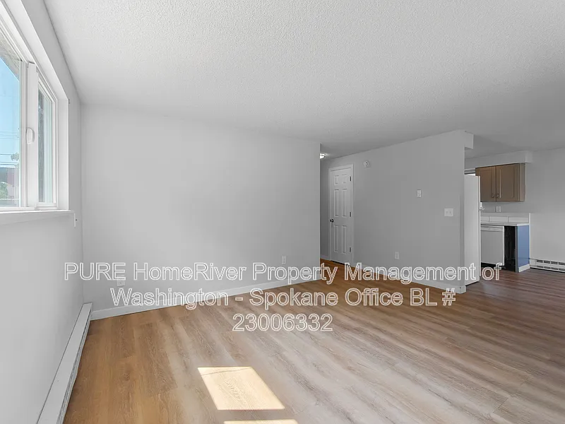 2 bed, 1.0 bath, 928 sqft, $1,395 — Photo 3
