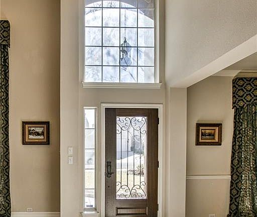 2nd image of 15108 Savannah Heights Dr