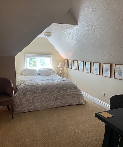 Bedroom #2- Queen Bed