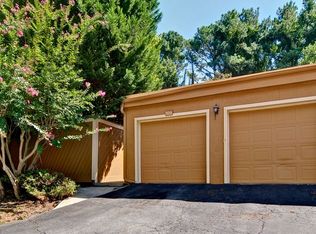 829 Lake Hollow Blvd SW, Marietta, GA 30064