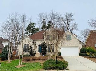 2412 Retriever Ln, Greensboro, NC 27455