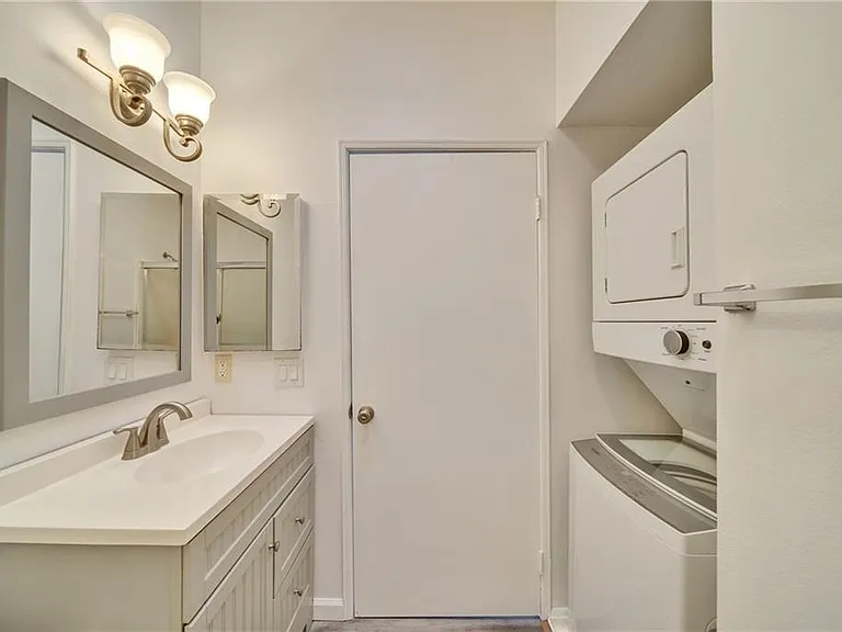 9900 Jordan Ave #62 — Photo 13