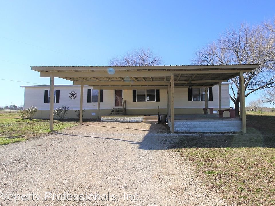 1st image of 135 Water Hole Ln