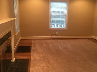 331 Monohan Dr, Saint Matthews, KY 40207