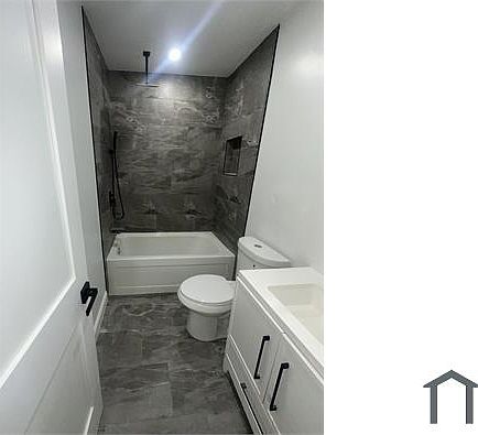 3rd image of 1811 18th St SE APT 2