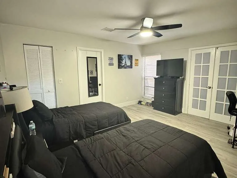 8077 NW 71st Ct — Photo 30