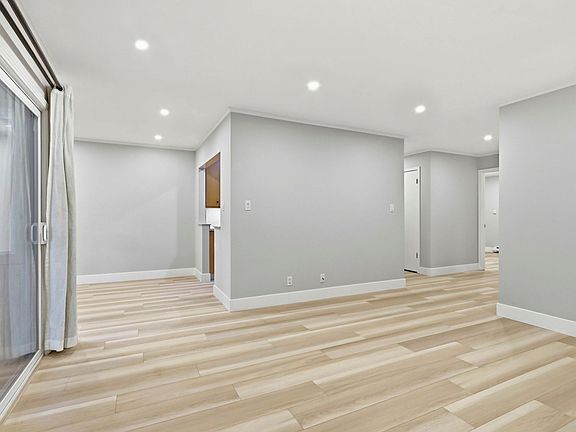4th image of 505 Cypress Point Dr Unit 70
