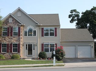 19 Cedar Chase Dr, Mountville, PA 17554