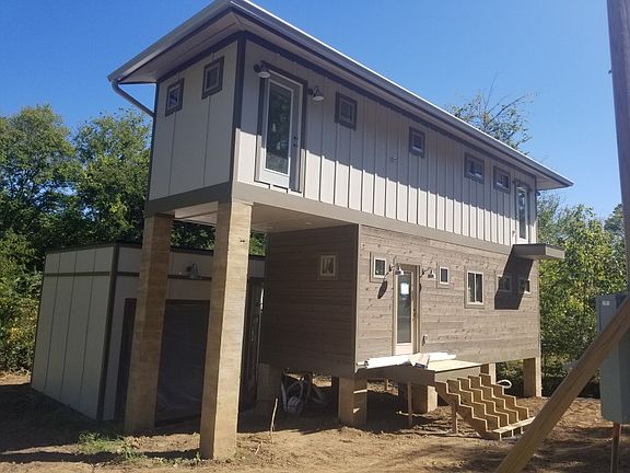 2nd image of 956 Spears Ave