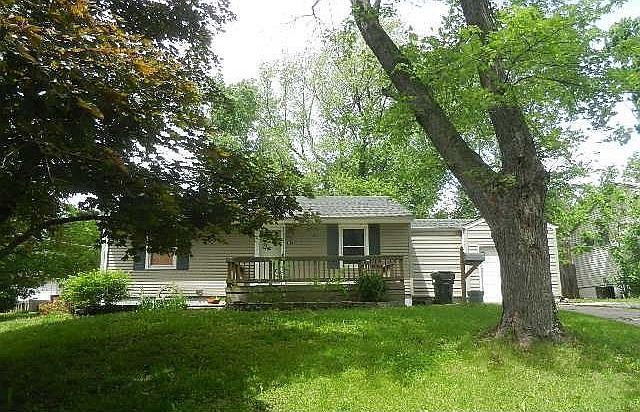 1st image of 3028 S Mason Ave