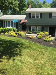 55 Shadow Ln, Berkeley Heights, NJ, 07922