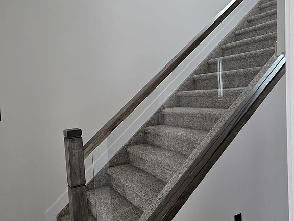5th image of 12440 47th St NW