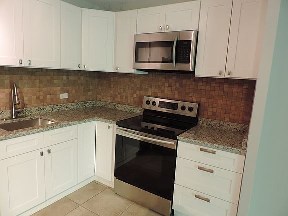 3rd image of 1800 Huntington Blvd APT 215