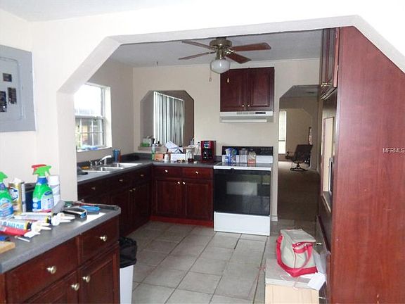 3rd image of 9454 1st Ave