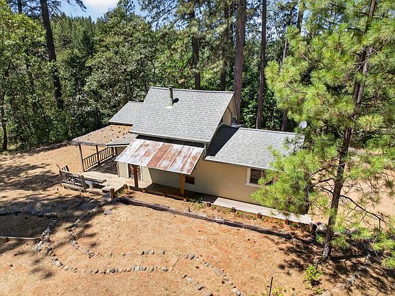 5th image of 10121 Newtown Rd