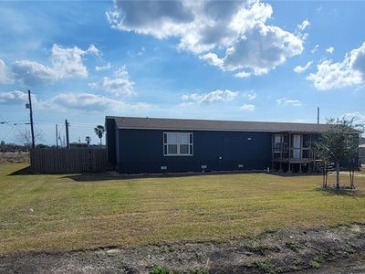 703 W Oakland Ave, Seadrift, TX, 77983
