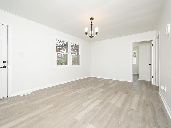 2nd image of 201 Herbert St