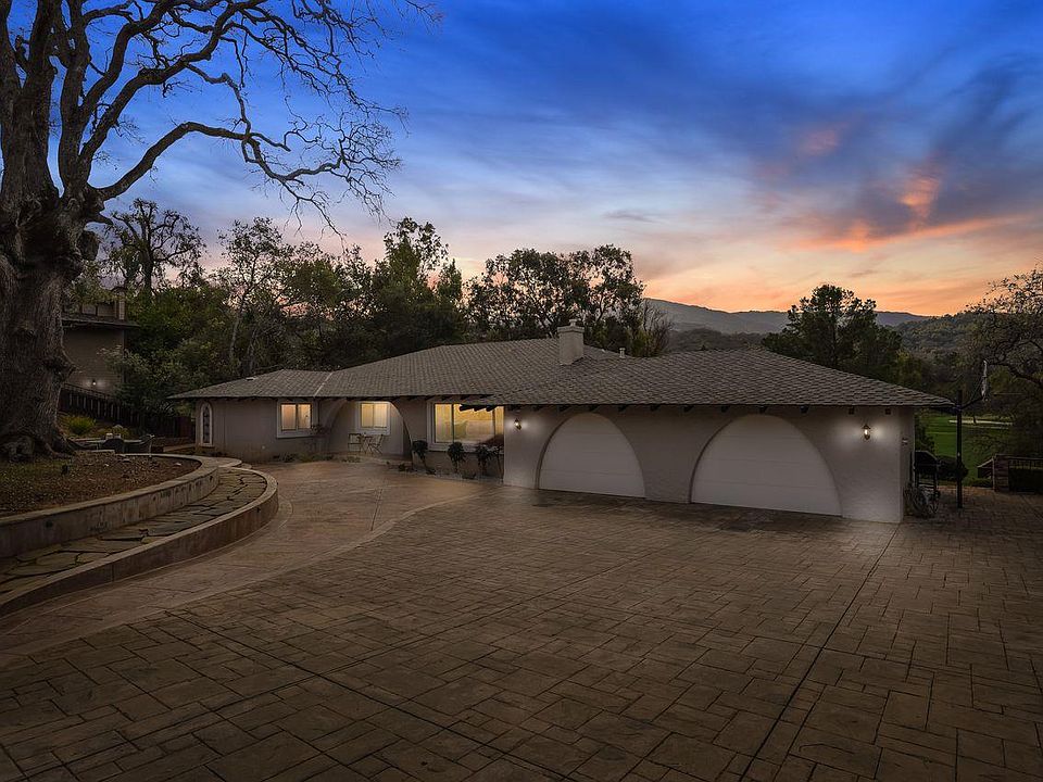 1st image of 6857 Castlerock Dr