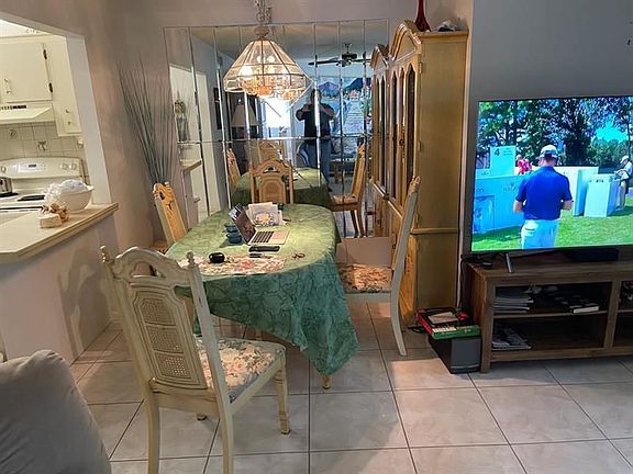5th image of 306 Knotty Pine Cir APT C-2