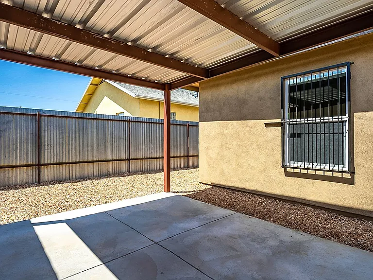 615 S. Santa Rita Ave. — Photo 15