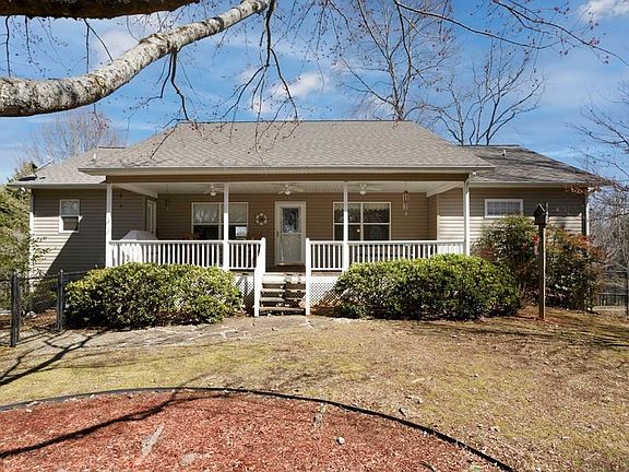2nd image of 2097 Wood Lake Ln