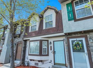900 E Hamlet Cir N, Midway, UT 84049