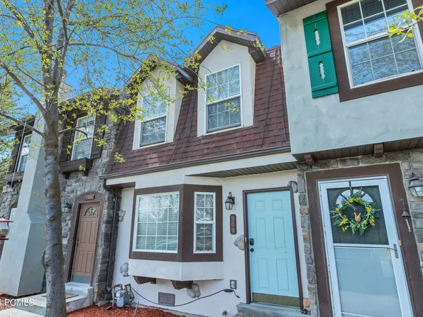 900 E Hamlet Cir N, Midway, UT 84049