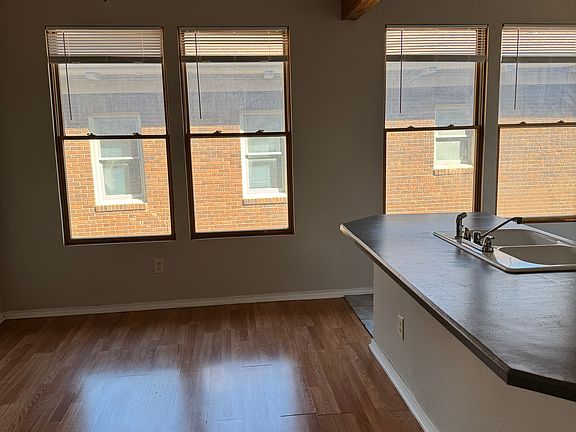 3rd image of 4600 Gaston Ave #6