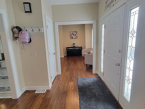 5th image of 2219 Concord Dr