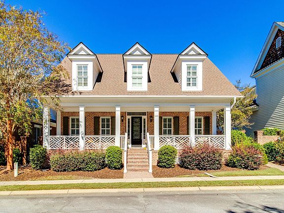 3rd image of 165 Preserve Ln