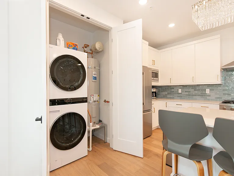 4204 Ravalli St #205 — Photo 5
