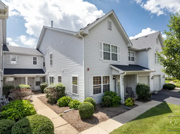 2477 Frost Dr #2477, Aurora, IL 60503
