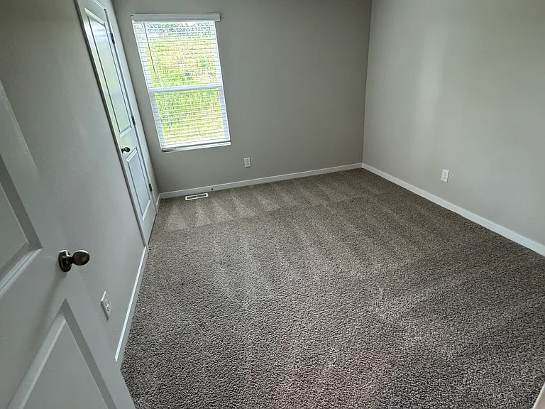336 Ember Dr — Photo 11