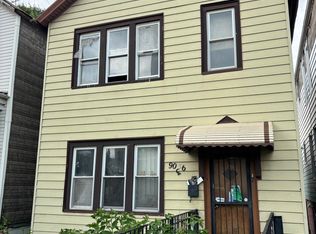 9036 S Houston Ave, Chicago, IL 60617