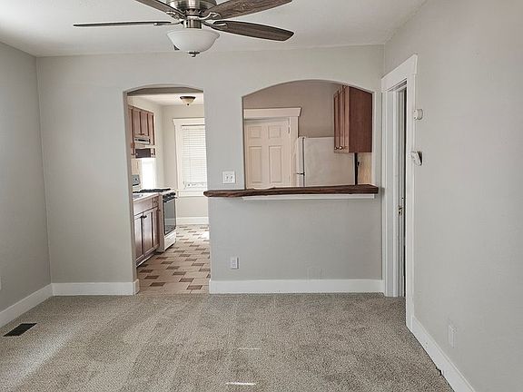 3rd image of 225 Beechwood Ave
