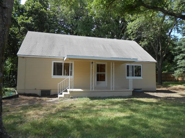 3217 Anderson Ave, Manhattan, KS 66503