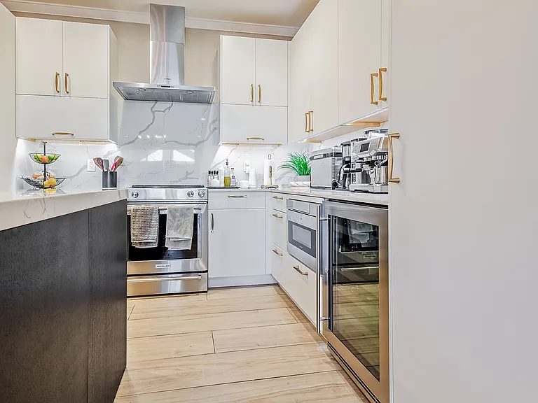 3107 N 70th St #1002 — Photo 11