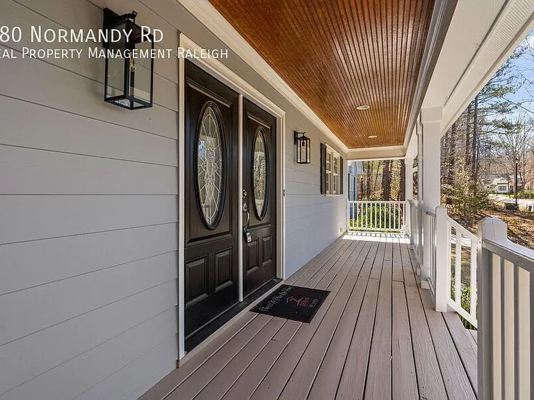 180 Normandy Rd — Photo 50