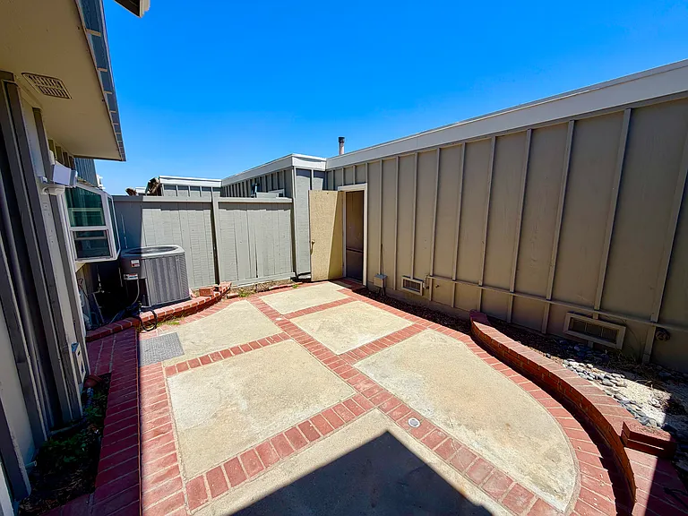 319 Spinnaker Way — Photo 20
