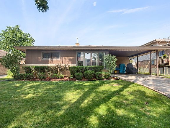 2nd image of 8948 Nashville Ave