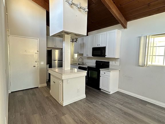 3rd image of 4140 Arch Dr APT 217