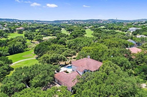 5th image of 24 Club Estates Pkwy