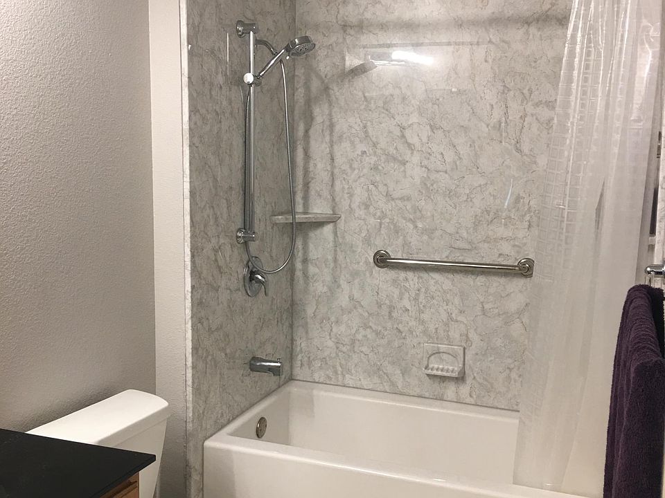 2nd image of 430 N 1st St Unit 203